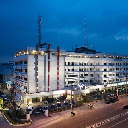 Garuda Plaza Hotel Medan Dış mekan fotoğraf