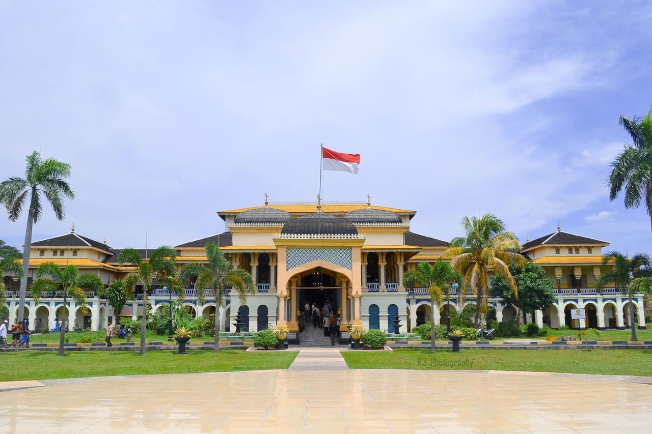 Garuda Plaza Hotel Medan Dış mekan fotoğraf