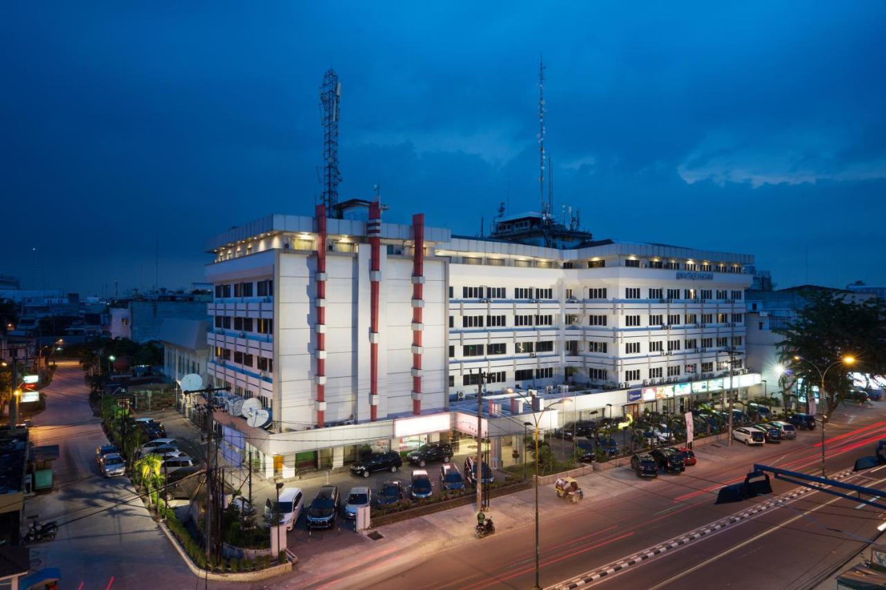 Garuda Plaza Hotel Medan Dış mekan fotoğraf